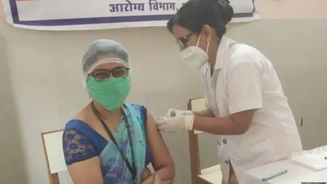 कोरोना लस