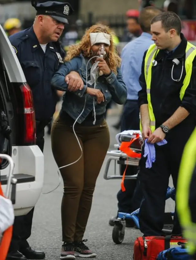 Mujer herida en accidente de tren en Nueva Jersey.