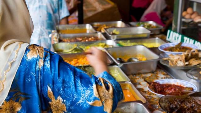 从当地丰富各异的饮食就能看出吉隆坡是个多元文化交融的地方。