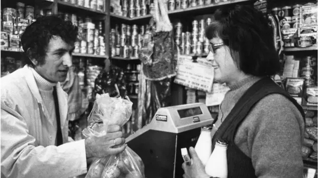 Foto antiga dentrojogo do aviãozinho betanoloja