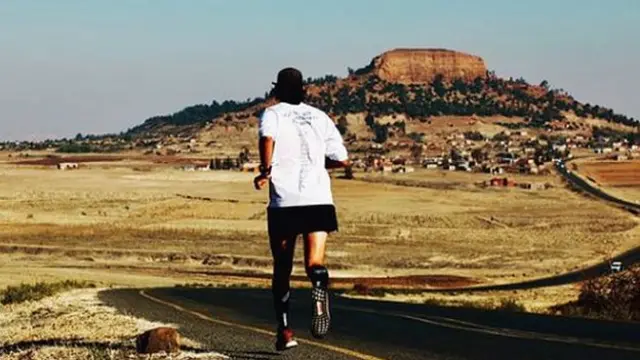 Nick Butter runs through Namibia