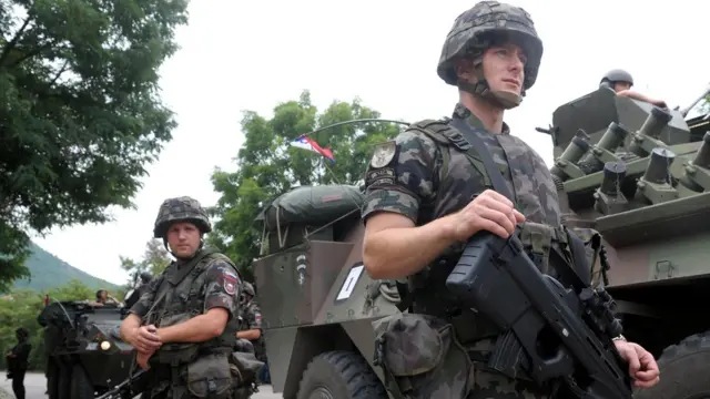 Миротворцы