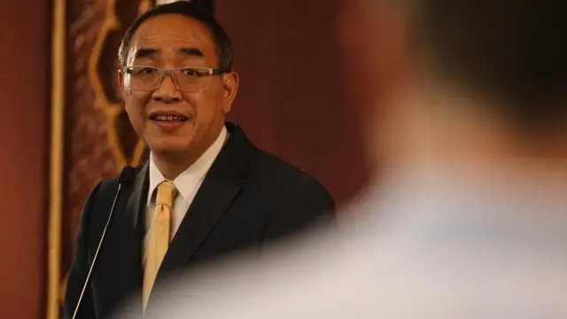 นายธานี แสงรัตน์ อธิบดีกรมสารนิเทศและโฆษกกระทรวงการต่างประเทศ