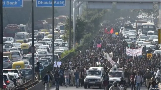 जेएनयू में विरोध प्रदर्शन