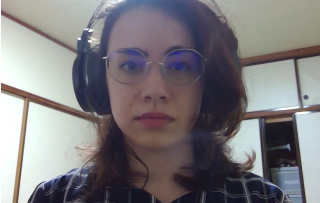 美国人海莉（Jordain Haley）在日本做翻译。她通过skype告诉我，她如何帮助一位日语不太流利的朋友获得检测机会。