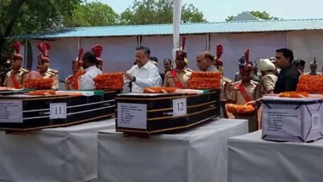 सुकमा में मारे गए सैनिकों के शव