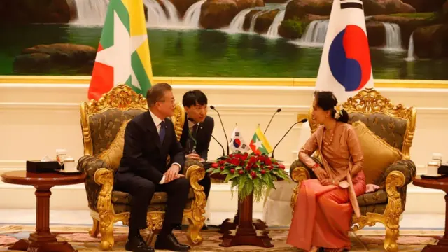 စက်မှုဇုန် စီမံကိန်း (KMIC) ထူထောင်ရေးအပါအဝင်နားလည်မှု စာချွန်လွှာ အချို့ကို နှစ်နိုင်ငံအကြား လက်မှတ်ရေးထိုးနိုင်