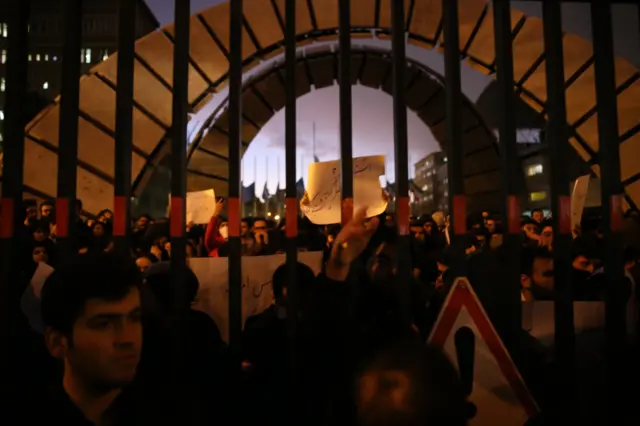 یادبود جانباختگان سقوط هواپیمای اوکراین