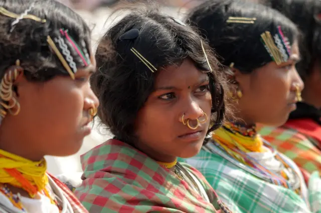 ఆదివాసీలు