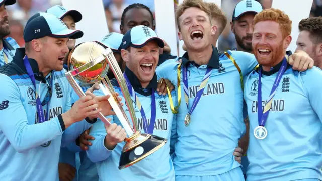 ਇੰਗਲੈਂਡ ਪਹਿਲੀ ਵਾਰ ਕ੍ਰਿਕਟ ਵਰਲਡ ਕੱਪ ਜਿੱਤੀ ਹੈ