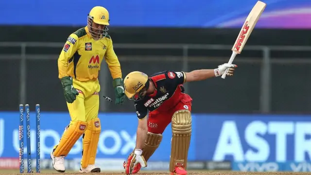 जडेजा ने डिविलियर्स को बोल्ड किया