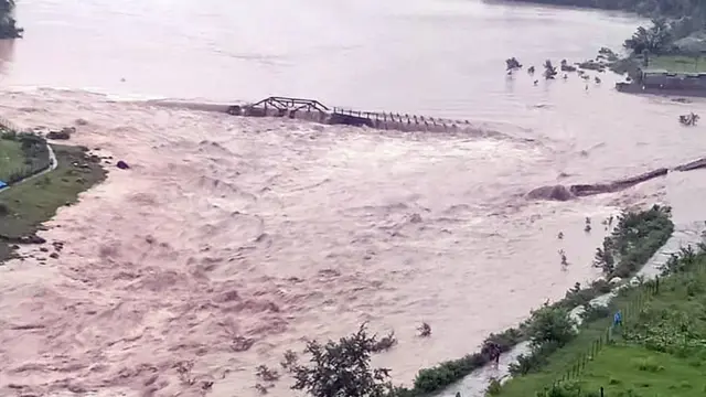 बाढी र पहिरो