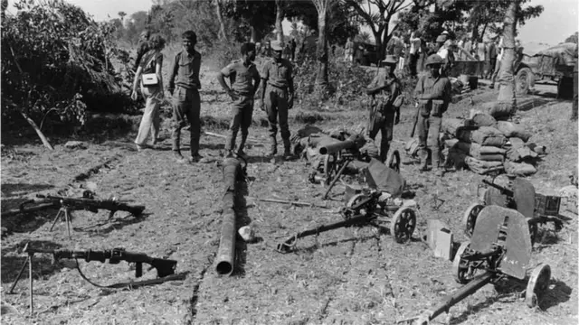 অনেকেই অভিযোগ করেন যে, ঢাকার বাইরে নিহতদের তেমন স্মরণ করা হয় না।