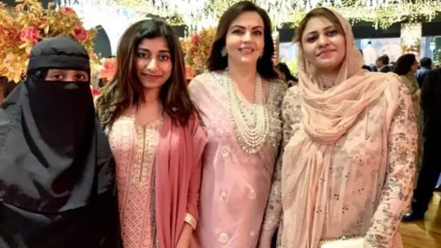 গত বছর খাতিজার যে ছবিটি নিয়ে বিতর্ক হয়েছিল