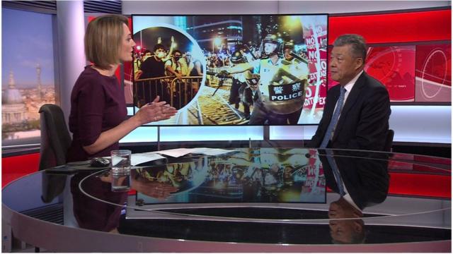 就在《新闻之夜》专访播出后的隔天，刘晓明再次接受BBC另一个栏目《GMT》访问，聚焦讨论修订《逃犯条例》的影响。