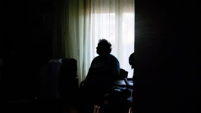 самотність