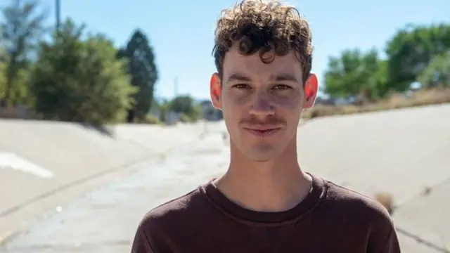 بن در ۲۸ سالگی در اوج زندگی حرفه‌ای‌اش خودکشی کرد