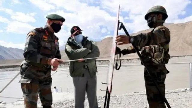 मोदी लेह दौरा