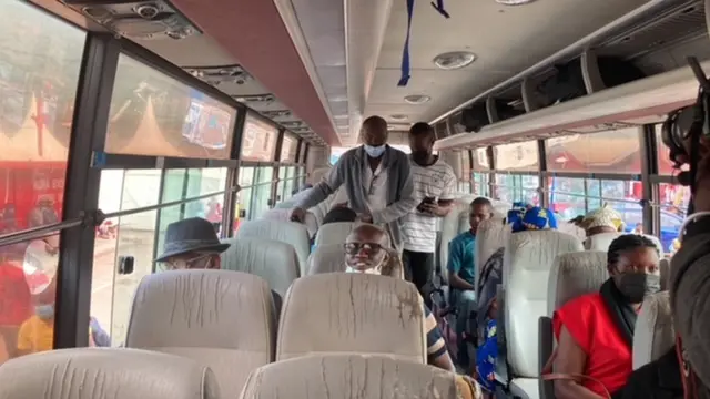 Iyi modoka yaje kwambuka ikomeza hakurya muri Uganda