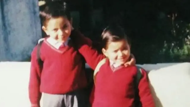 श्रृङ्खला खतिवडा