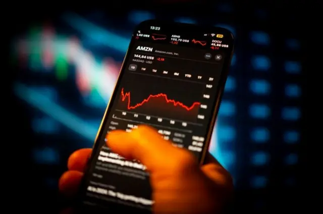 પ્રતીકાત્મક તસવીર