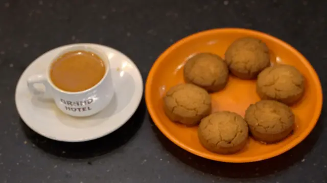 ఇరానీ చాయ్, ఉస్మానియా బిస్కెట్లు