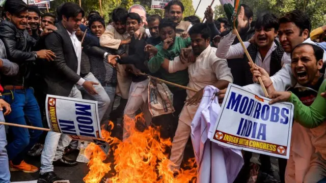 नीरव मोदी के ख़िलाफ़ प्रदर्शन