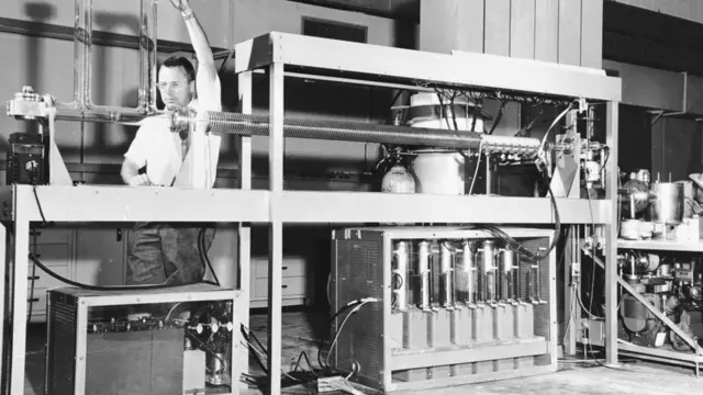 যুক্তরাষ্ট্রের লস আলামস ন্যাশনাল ল্যাবরেটরী। পরমাণু বোমা তৈরির অনেক গবেষণা চালানো হয়েছে এখানে।