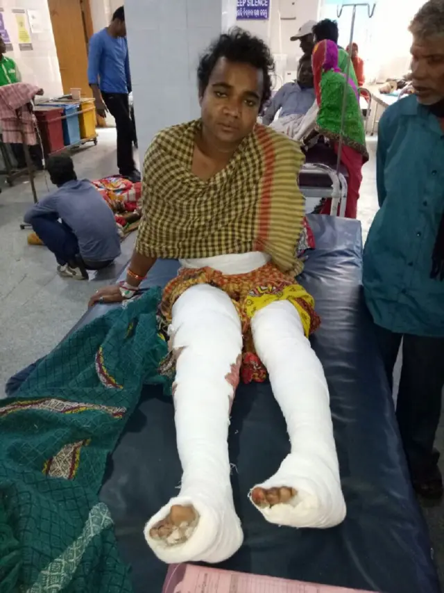 रेल हादसा में ज़ख़्मी इंसान