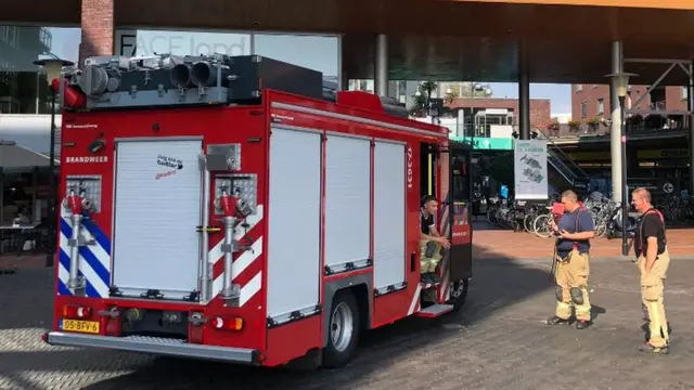 Barendrecht'teki itfaiye görevlileri