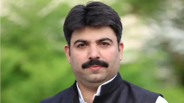 મુખ્ય મંત્રી યોગી આદિત્યનાથના માહિતી સલાહકાર શલભમણિ ત્રિપાઠી