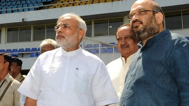 નરેન્દ્ર મોદી તથા અમિત શાહની તસવીર