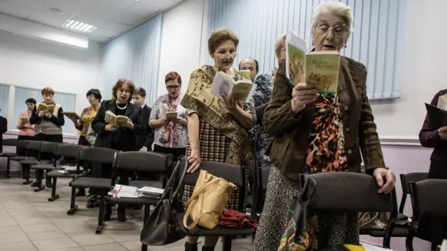 "Свідки Єгови"