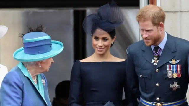 Rainha com Harry e Meghan