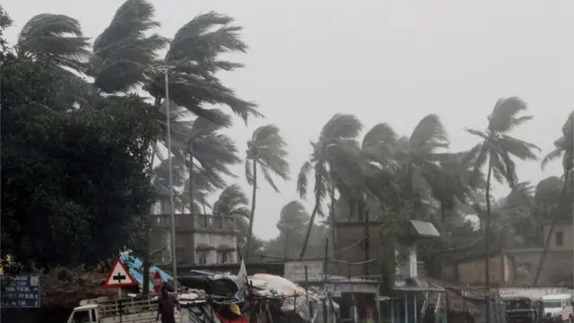 अंफन तूफ़ान