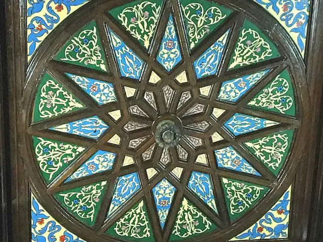 கன்னிமாரா பொது நூல் நிலைய கலையழகு மிகு பழைய கட்டடம் பொதுமக்களுக்கு திறப்பு