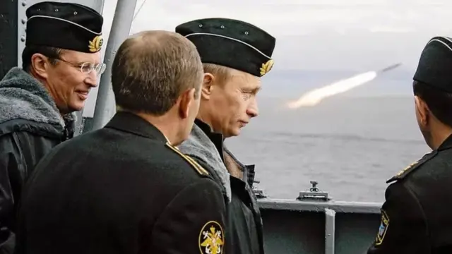 Mr Putin oo sanadkan ku sugnaa munaasabad ka dhacday xarun laga rido gantaallada