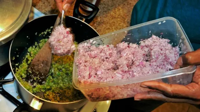 પ્રતીકાત્મક તસવીર