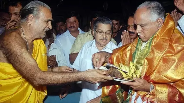 పద్మనాభస్వామి దేవాలయంలో మాజీ ముఖ్యమంత్రి బీఎం యడ్యూరప్ప