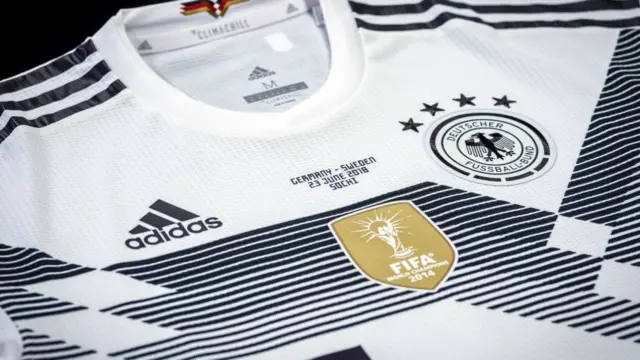 футболка Adidas