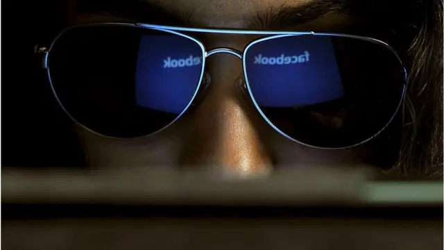 फ़ेसबुक