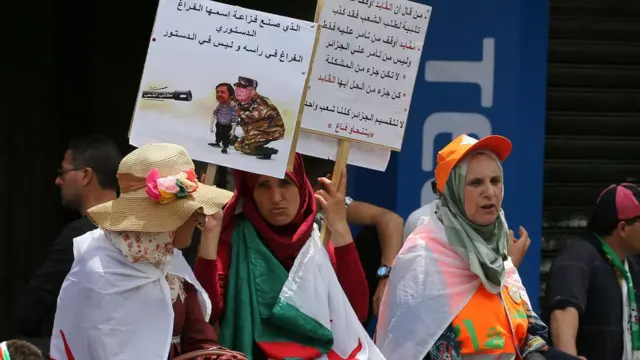 الاحتجاجات تضم جميع أطياف الشعب