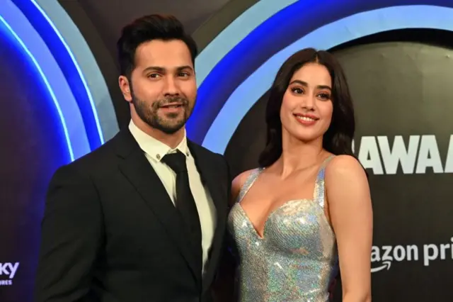 వరుణ్ ధావన్, జాన్వీ కపూర్