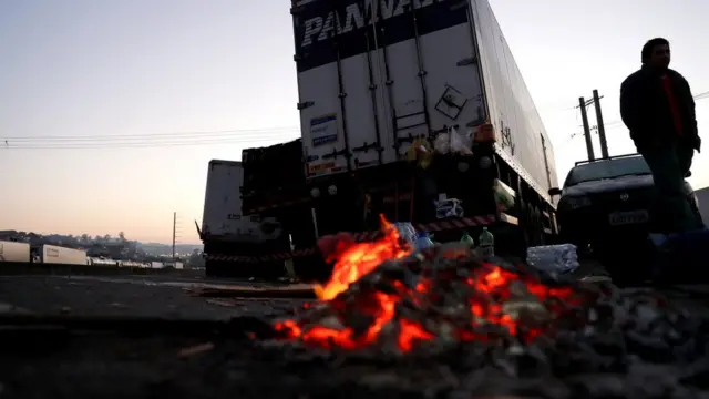 Grevistas na rodovia Régis Bittencourt,jackpot betfairSão Paulo