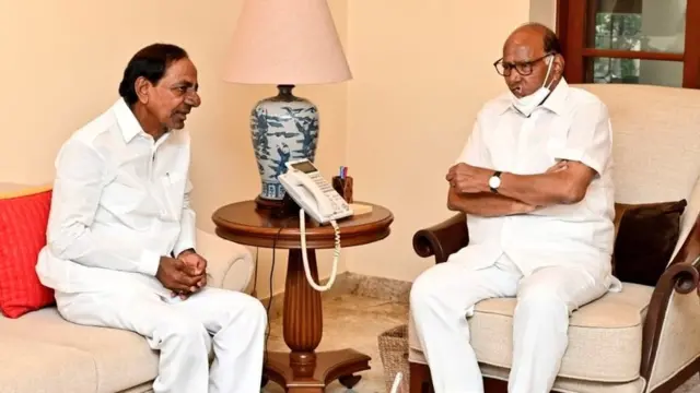 शरद पवार, मुख्यमंत्री उद्धव ठाकरे, के. चंद्रशेखर राव