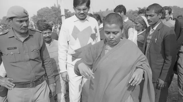 உமா பாரதி