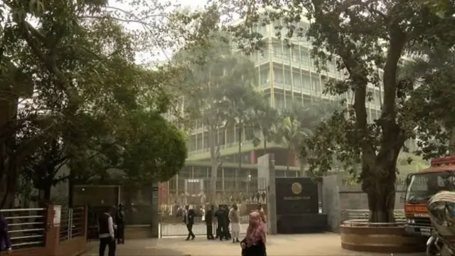 সাইবার জালিয়াতির মাধ্যমে বাংলাদেশ ব্যাংকের রিজার্ভ থেকে অর্থ চুরির ঘটনায় তোলপাড় হয়েছিলো সারা বিশ্বের ব্যাংকগুলোতে