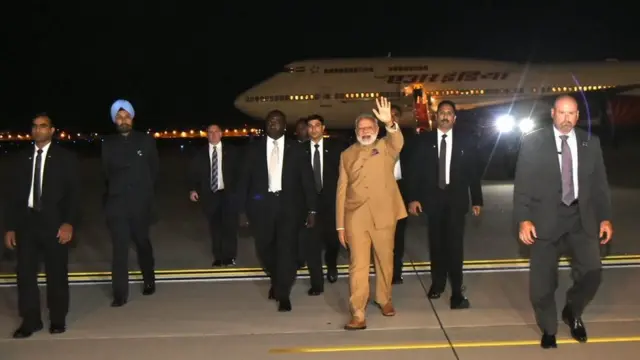 அமெரிக்கா விரைந்தார் மோதி; நாளை டிரம்புடன் சந்திப்பு