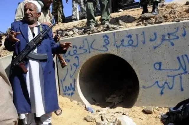 Kadhafi a été tué près de ce tunnel où il s'était caché après des frappes aériennes de l'OTAN