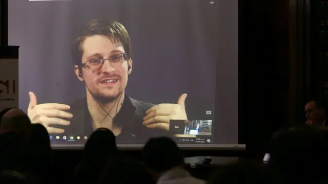 edward Snowden